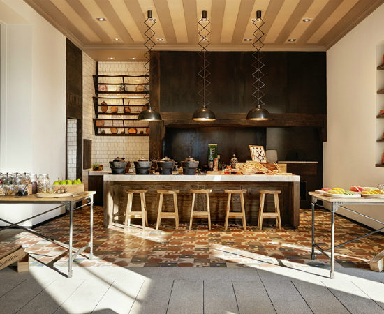 640x450_Open Kitchen Breakfast 140×87