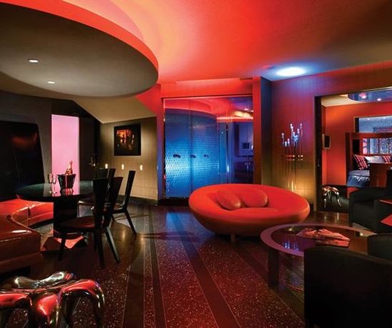 20-Unforgettable-Fifty-Shades-of-Grey-Hotel-Packages-for-Valentine’s-Day-17