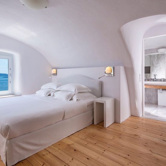 canaves_oia_hotel_acc-1